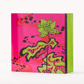 Pink square lacquer box with the lotus 19x19x7 cm 